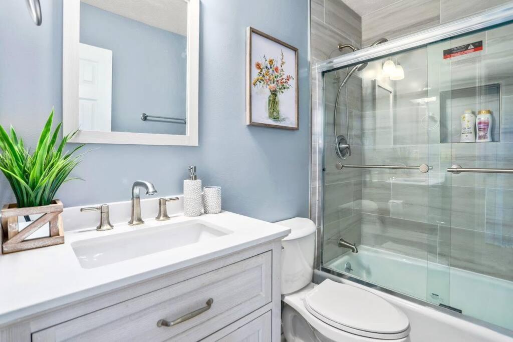 Lovely 5Bed, 3-Fullbath ! 5Min To Free Way I-85 Lawrenceville Exterior foto