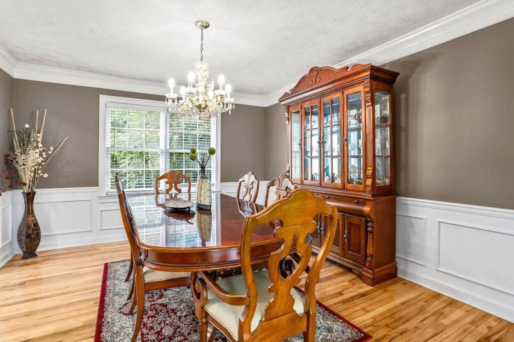 Lovely 5Bed, 3-Fullbath ! 5Min To Free Way I-85 Lawrenceville Exterior foto