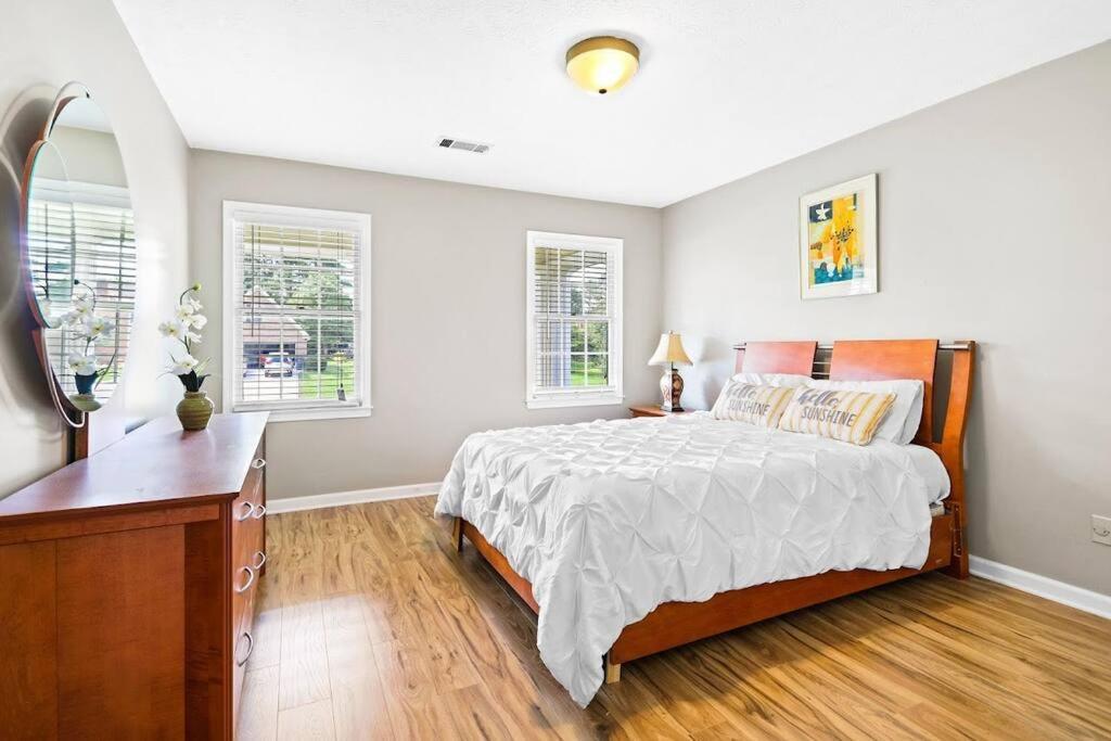 Lovely 5Bed, 3-Fullbath ! 5Min To Free Way I-85 Lawrenceville Exterior foto