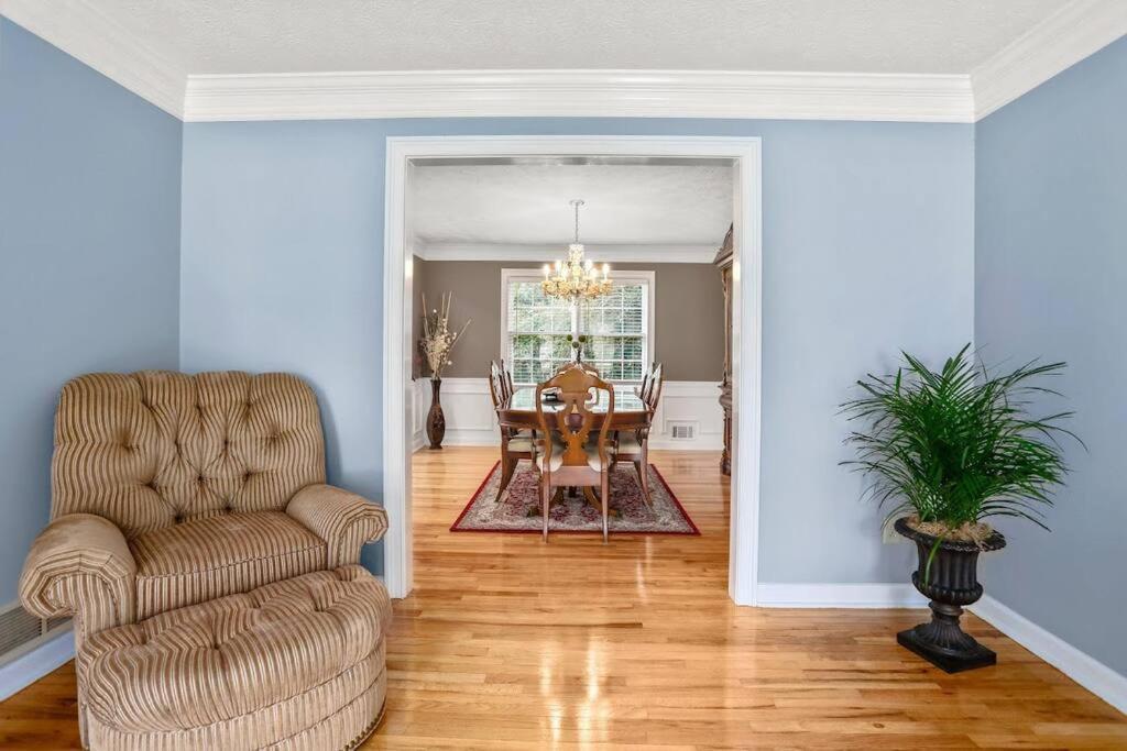 Lovely 5Bed, 3-Fullbath ! 5Min To Free Way I-85 Lawrenceville Exterior foto